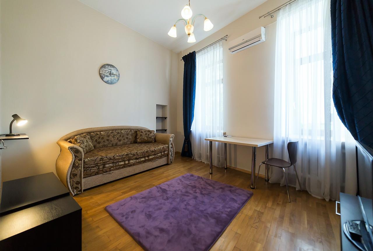 Cozy Apartment In Centre Of Kiev Exteriör bild